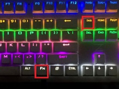 雷蛇键盘按什么快捷键调节灯光？雷蛇键盘灯光切换快捷键