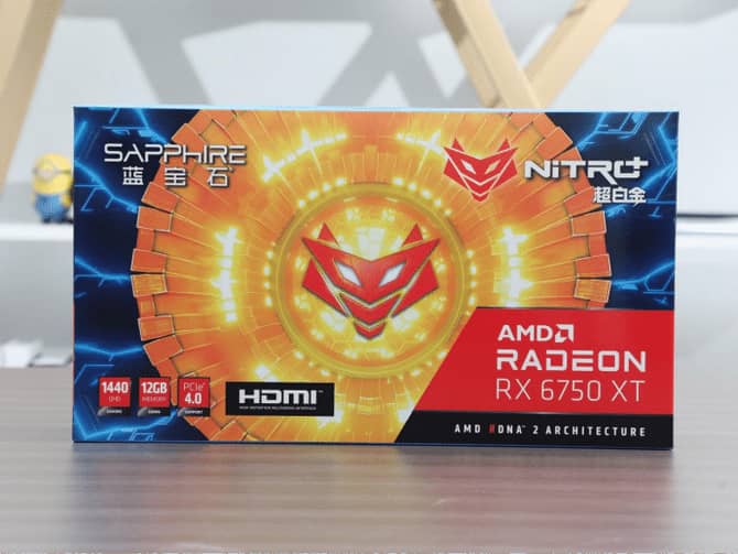AMD RX6750XTԿ